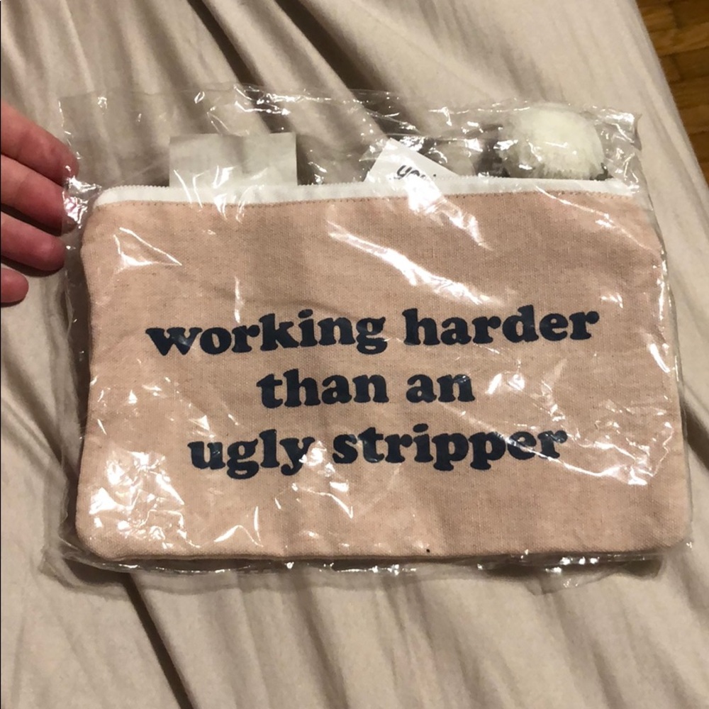 Cosmetic bag